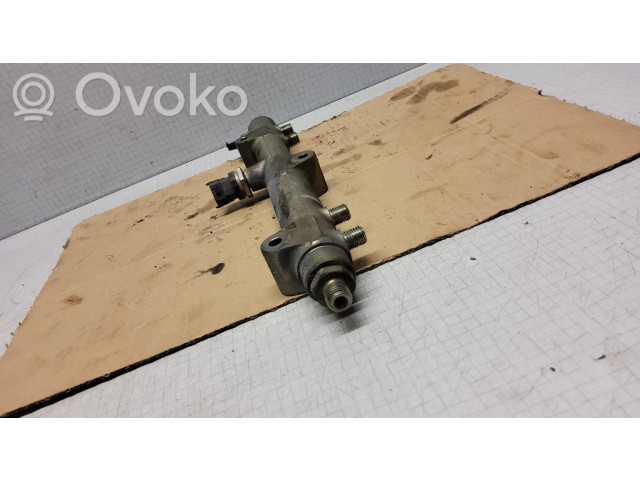 Vstřikovací lišta 0445214041 Chrysler Voyager pro naftový motor 2.8