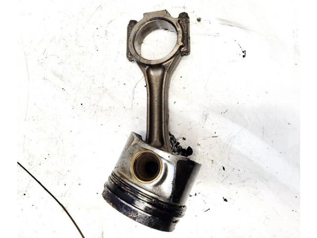 Поршень с шатуном Mitsubishi Outlander