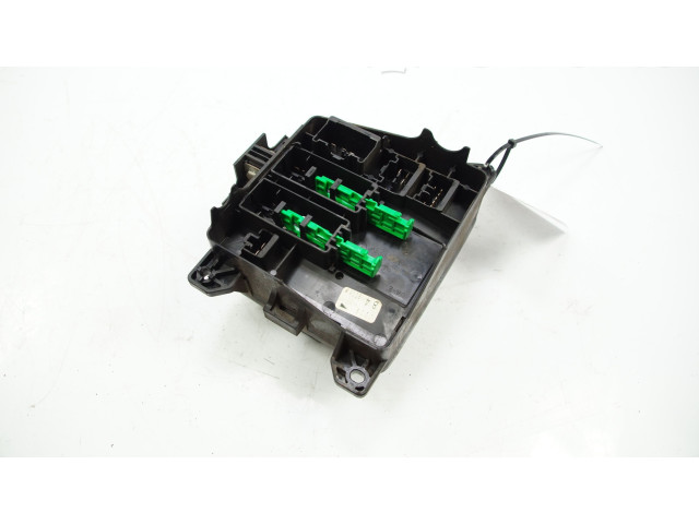 Pojistková skříňka Mazda 323 F 1999