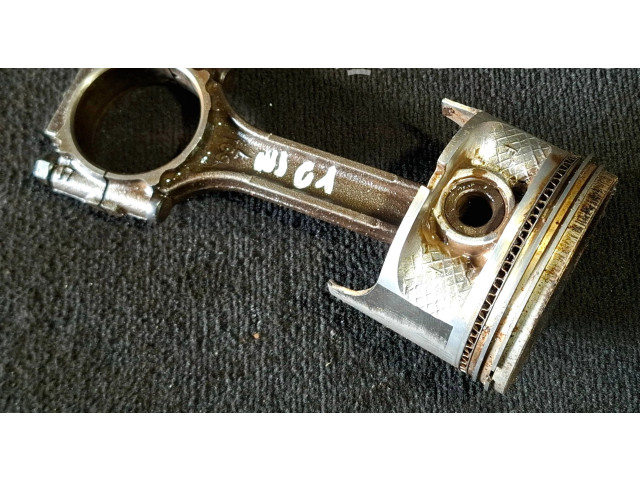  Поршень с шатуном    Jeep Grand Cherokee (WJ) для бензинового двигателя 4.0