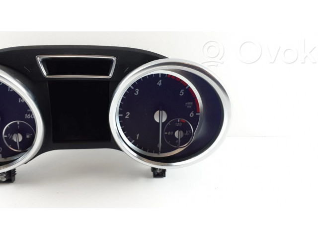 Přístrojová deska XPeng G3 2023 A1669009014, A1669013005