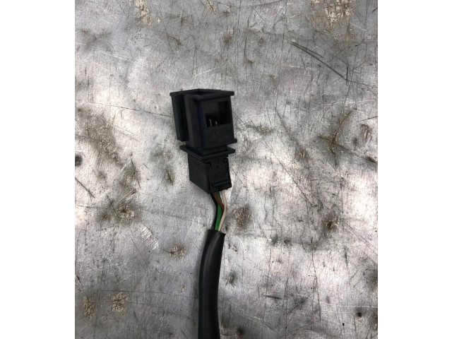 Зеркало электрическое Skoda Fabia Mk2 (5J) 2007 - 2014 года