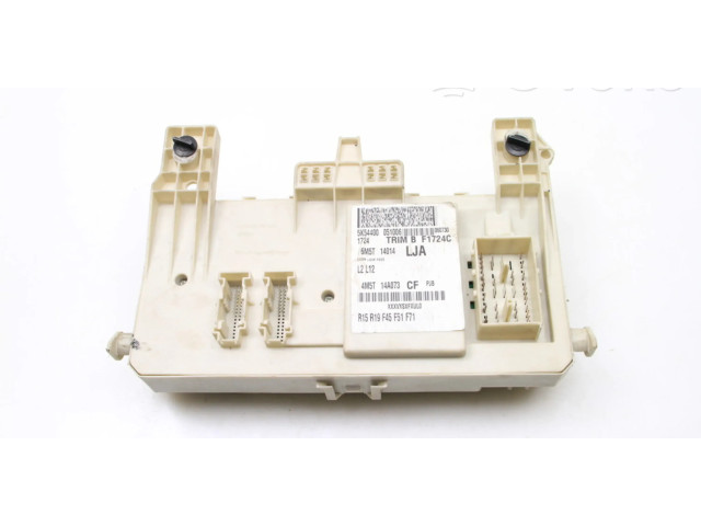 Pojistková skříňka R15F45F71 Ford Focus 2005