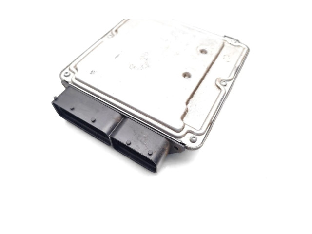 Блок управления двигателя 04L907309B, 0281018510   Skoda Octavia Mk3 (5E)