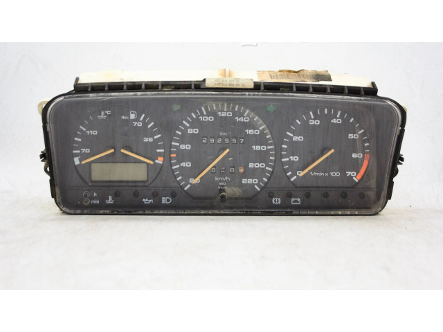 Přístrojová deska Volkswagen PASSAT B3 1991 357919033cc