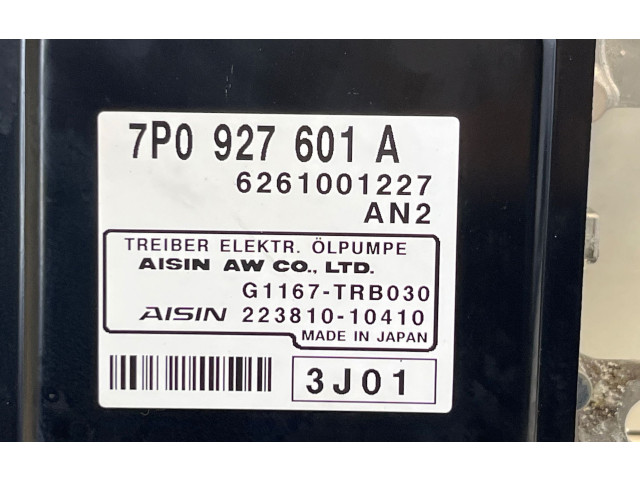 Панель приборов 7P0927601A   Volkswagen Touareg II       