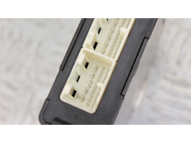 Блок управления коробкой передач 8953575010, 0791002542   Toyota Prius (XW30)