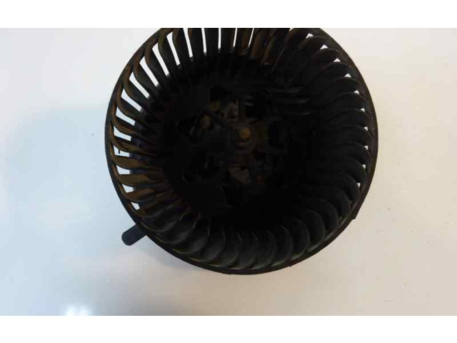 Вентилятор печки Skoda Octavia Mk2 (1Z)