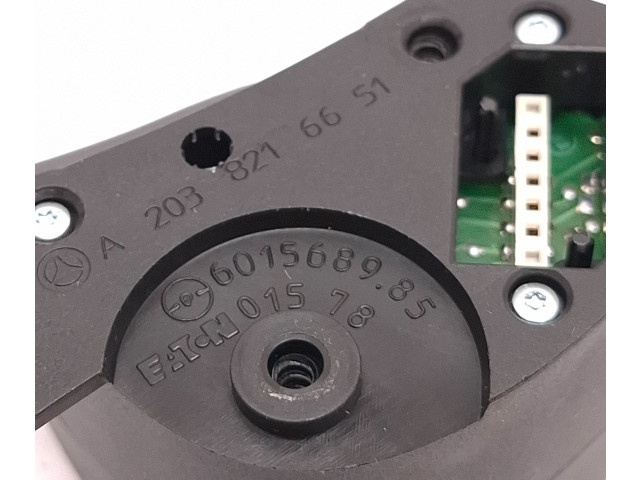 Volant Mercedes-Benz C W203 2000 A2038216651, 2038216651