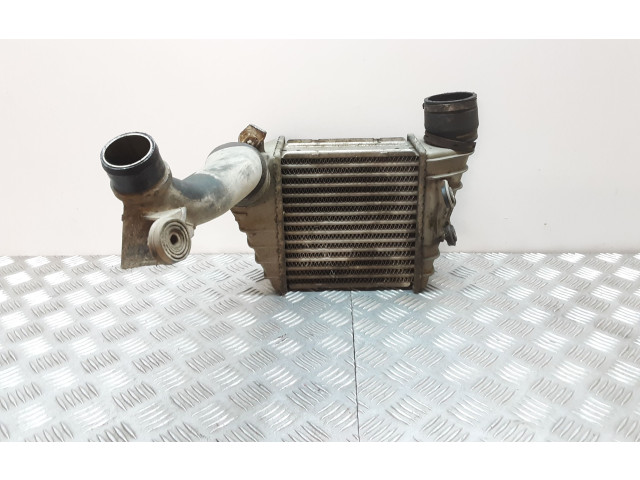 Интеркулер 1J0145805D Audi A3 S3 8L