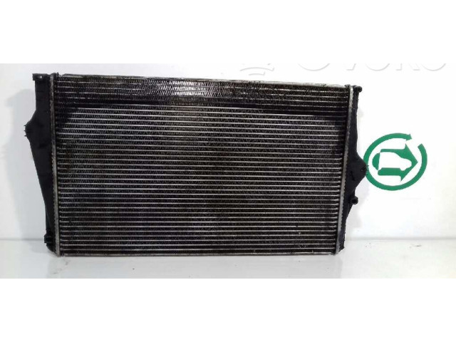 Интеркулер 8627375, 8743870 Volvo XC90