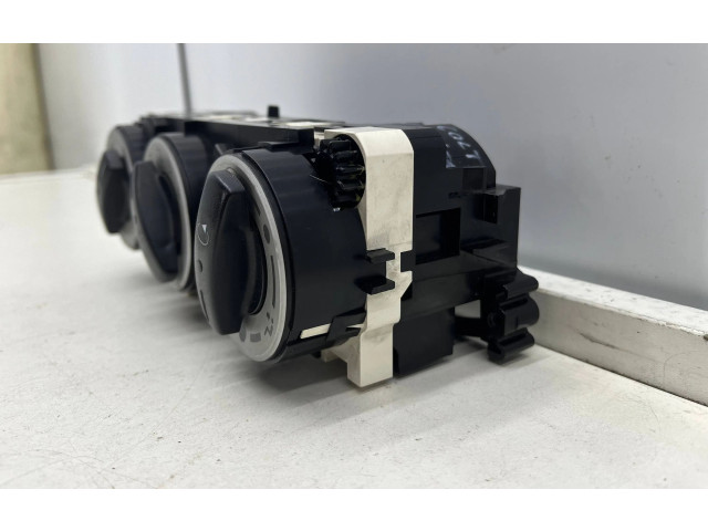 Блок управления климат-контролем p7820a256-h, 69668304 Mitsubishi Colt