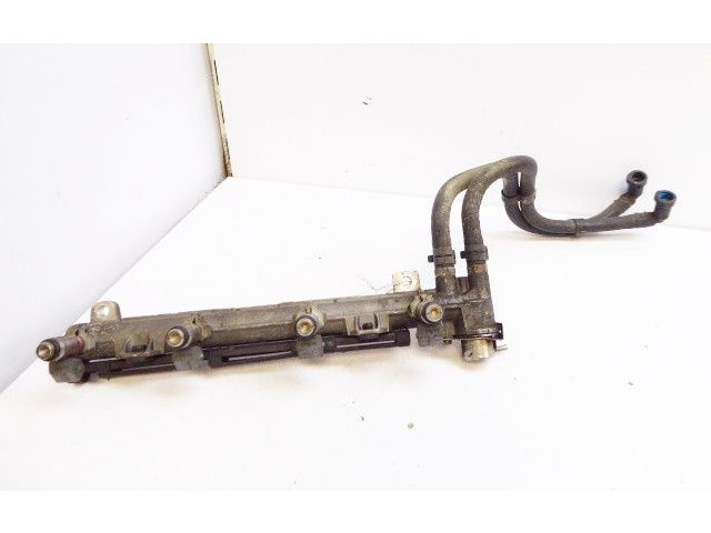 Топливная рампа 036133319B   Volkswagen Golf IV   для двигателя AKQ