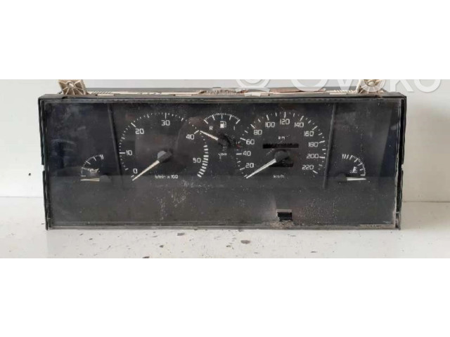 Панель приборов 7700811158M   Renault Safrane       