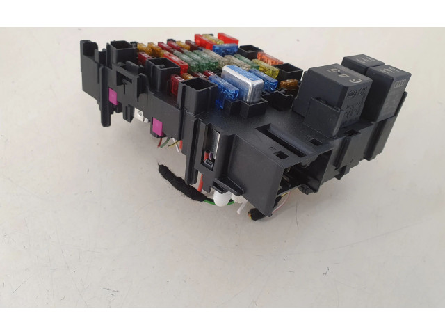   Pojistková skříňka 5Q0937615C   Volkswagen Tiguan 2019