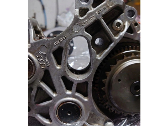 Čerpadlo oleje Audi A8 S8 D3 4E