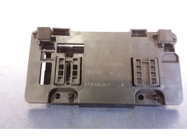Блок управления парковки 982826618000, 982826618000   Peugeot 2008 I