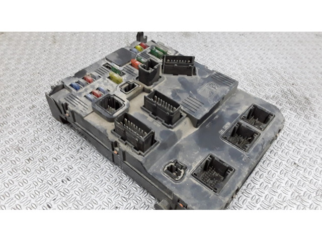 Pojistková skříňka A2C53172125, A2C53172124 Peugeot 407 2004