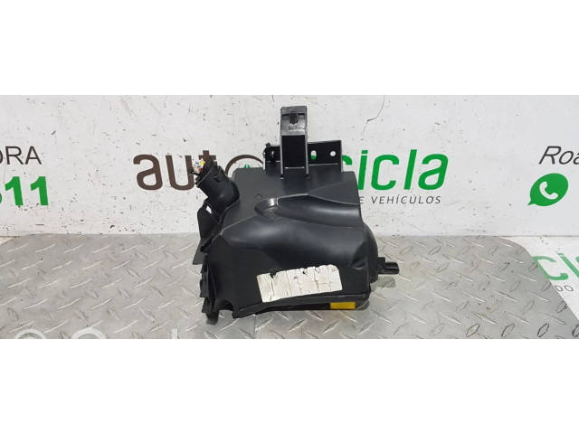 Блок предохранителей    Peugeot 2008 I    