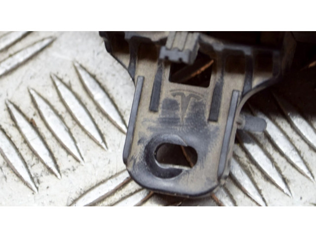 Блок предохранителей 103440600C, 103440500E Tesla Model S