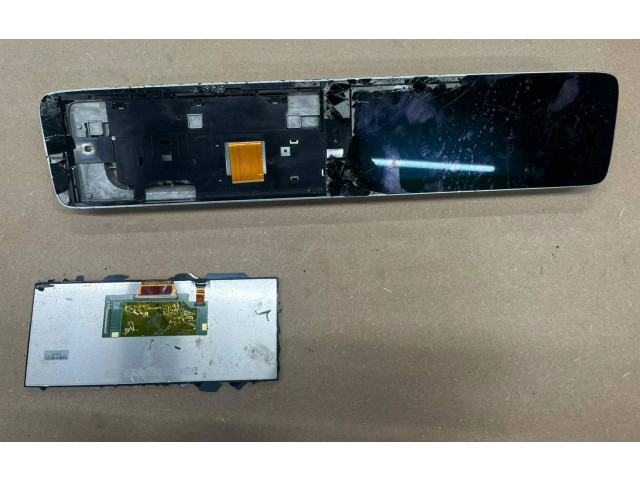 Přístrojová deska Mercedes-Benz GLE W167 2024 A1679001909, A1679029503