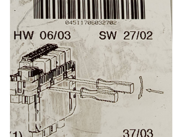 Блок предохранителей  A2305450832, 05045117   Mercedes-Benz SL R230    
