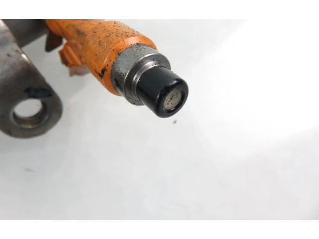 Топливная рампа    Suzuki Alto   для двигателя K10B