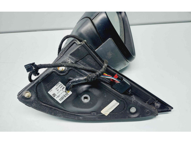 Зеркало электрическое Volkswagen Golf VI 2008 - 2013 года