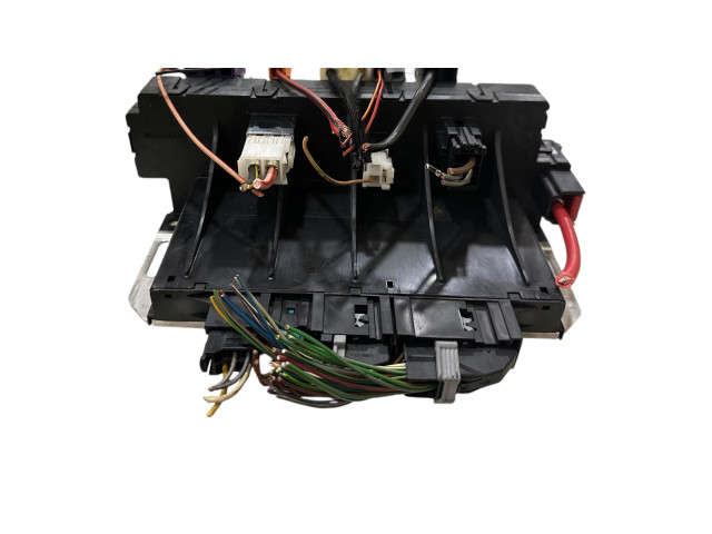 Pojistková skříňka A0325458232, 05045116 Mercede-Benz S W220 2005