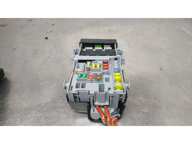 Pojistková skříňka 13222786 Chevrolet Cruze 2013