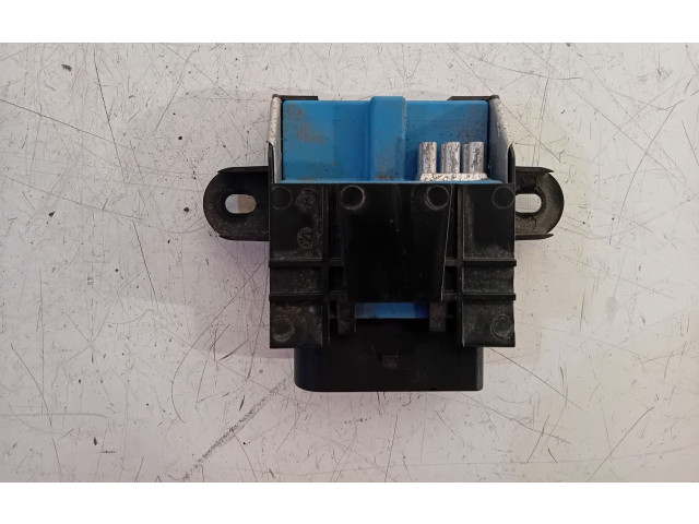 Блок управления двигателя    Audi Q3 8U