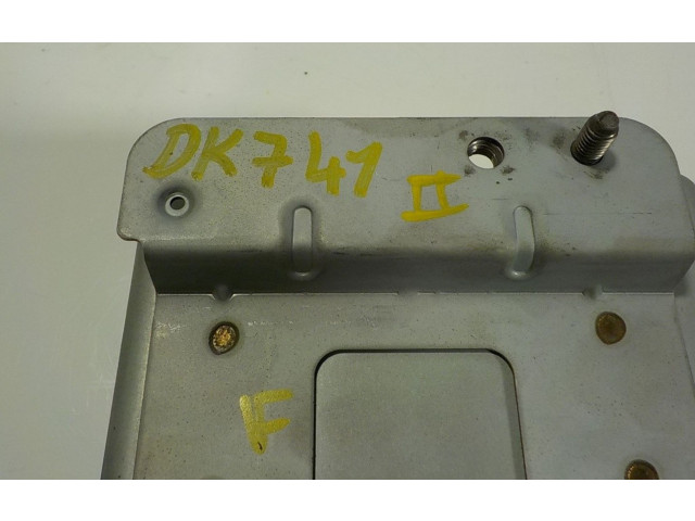 Моторчик дворников 87161211101 SsangYong Rodius