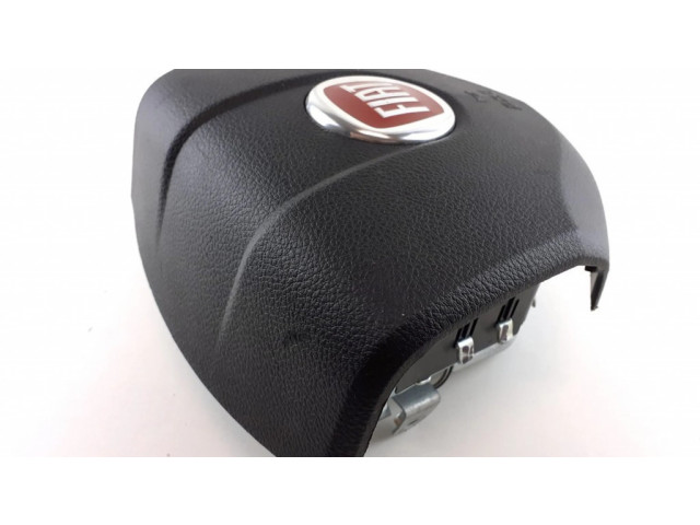 Подушка безопасности водителя E509E326564U176 Fiat Freemont