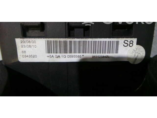 Подушка безопасности водителя 96352584ZL, 1709010   Citroen Saxo