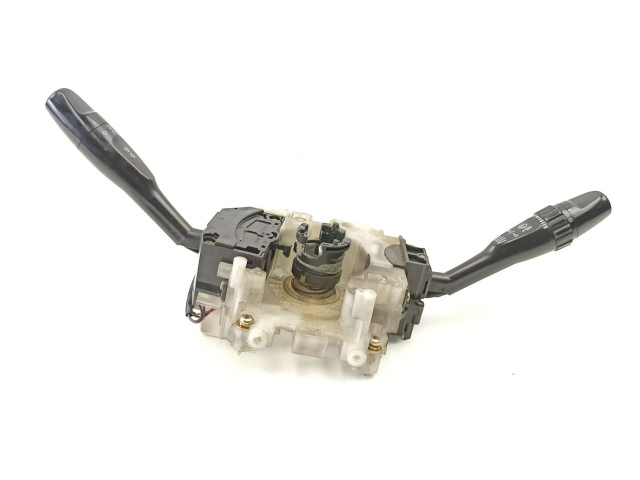 Pojistková skříňka Ручка стеклоочистителей MB510499, 051500-1220 Mitsubishi Pajero 1989