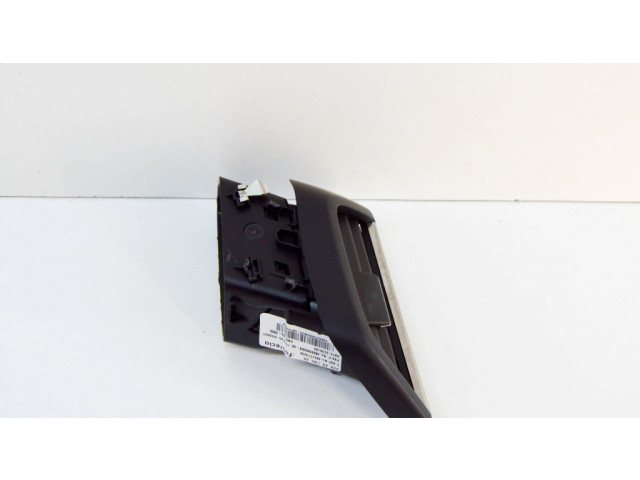 Воздушная решётка окна