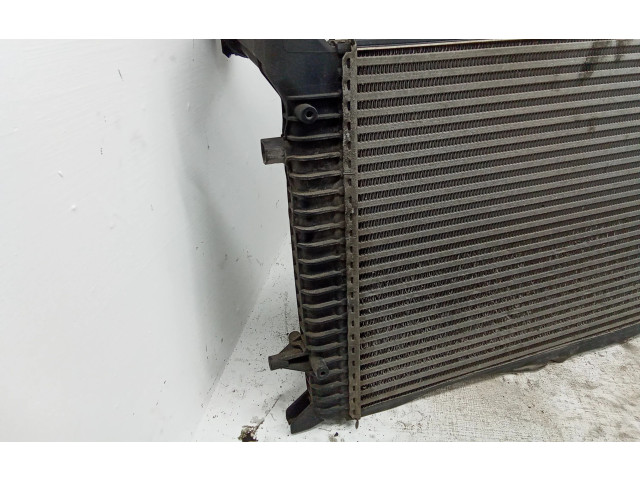 Интеркулер  1K0145803Q   Volkswagen Caddy 