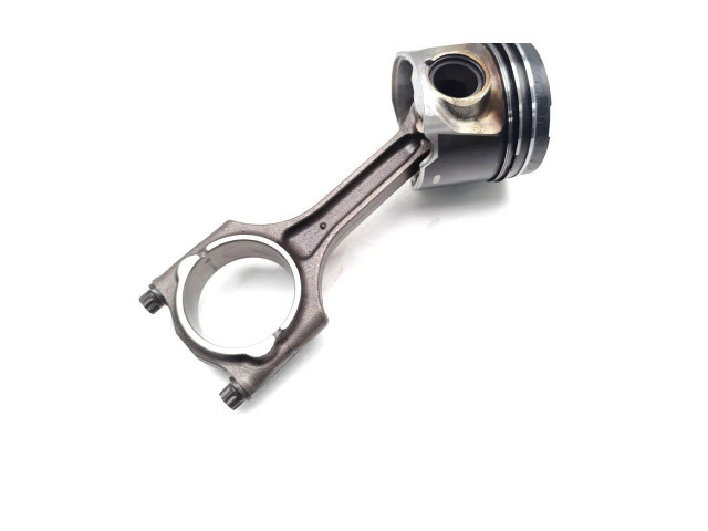 Поршень с шатуном D5204T2 D5204T2 Volvo V70
