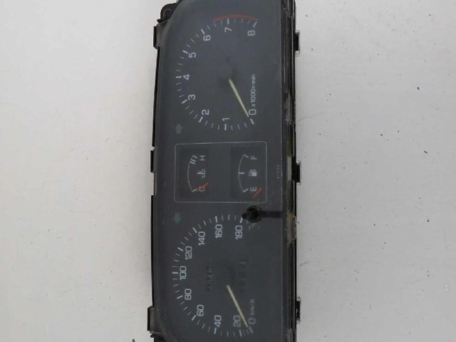 Панель приборов 83010-87669, 157310-2500   Daihatsu Feroza       