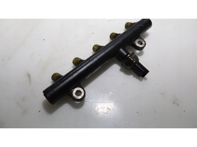 Топливная рампа Citroen C5