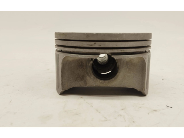 Píst HWA1040300518, 1040300518 Mercedes-Benz C AMG W202