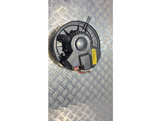 Вентилятор печки    F983228M   Volkswagen Touran I