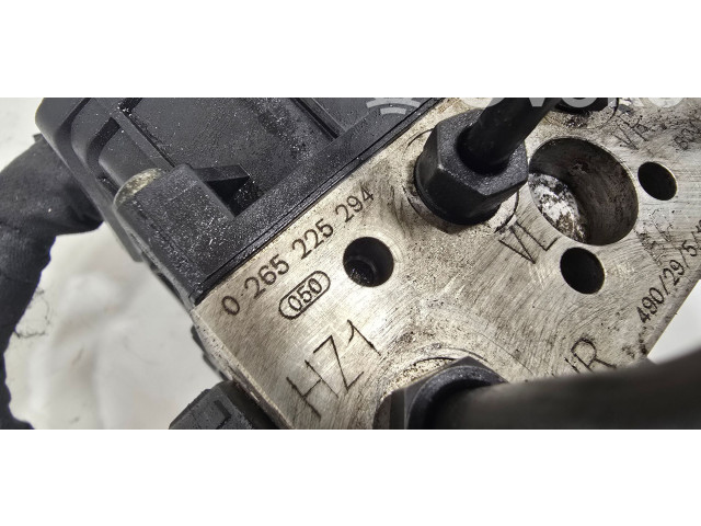 Jednotka ABS Audi A8 S8 D3 4E 2005