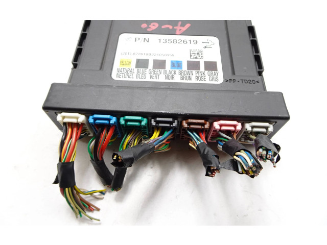 Блок комфорта 13582619, 876119B22100095   Chevrolet Aveo   