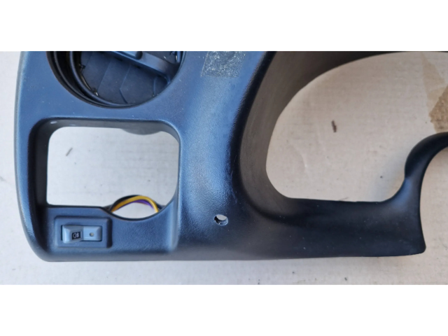 Přístrojová deska Pontiac Firebird 2000 10181765