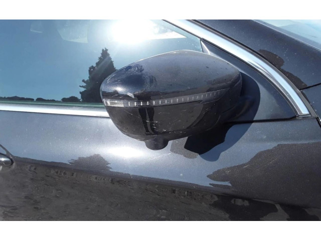 Zpětné zrcátko Nissan Qashqai 2020