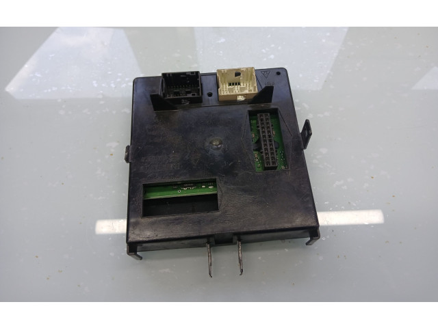   Pojistková skříňka 8200316854, 8200316854G   Renault Espace -  Grand espace IV 2002