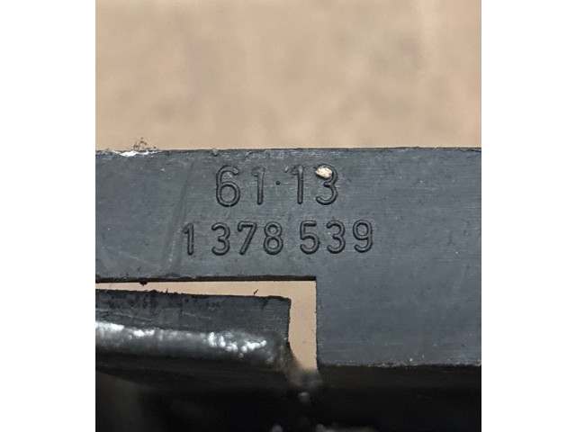 Pojistková skříňka 1378539, 6113 BMW 5 E34 1992