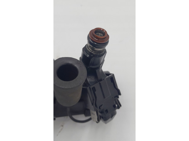 Топливная рампа 0280151031   Volkswagen Polo III 6N 6N2 6NF  