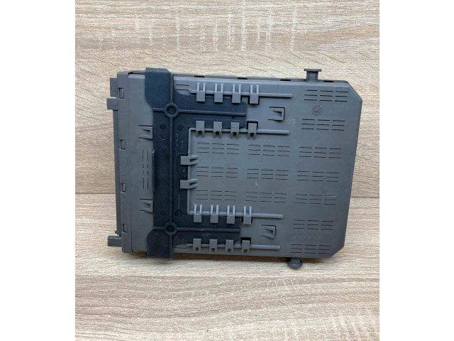 Pojistková skříňka 9645585480 Peugeot 607 2000